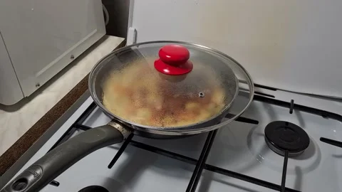 Cooking Bananas with eggs Видео 164155883