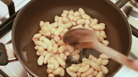 Cooking beans Stock Footage 8569886