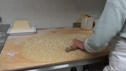 Cooking biscuits Vídeo Stock 144703944