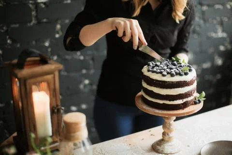 Cooking cake on the table and baking cake ingredients Stock-Fotos