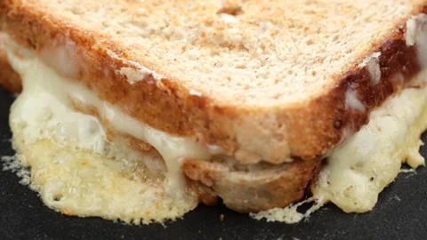 Cooking cheese sandwich, close up Stock-Footage 243076589