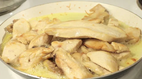 Cooking chicken meat Video stock 33784601