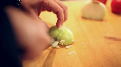 Cooking chopping onion Vídeos de archivo 36273162