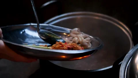 Cooking delicious soup 스톡 동영상 278716900