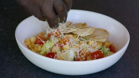 Cooking delicious tomato pepper egg salad with grilled Turkey meat Video stock 158790439