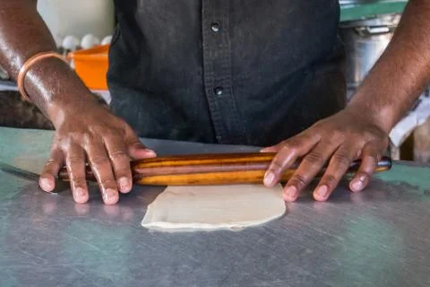 Cooking dough for baking in the kitchen, Foto stock