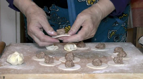 Cooking of dumplings Video stock 37178870