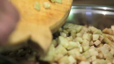 Cooking eggplant caviar. Video stock 768038