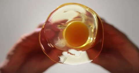 Cooking eggs from beneath Video stock 314496668