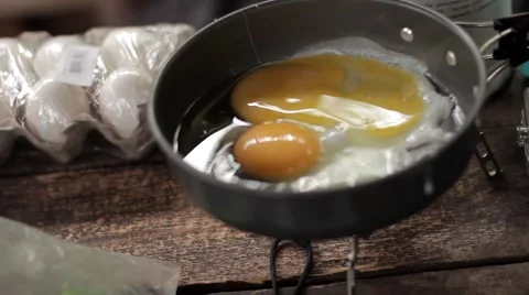 Cooking in field conditions Stock-Footage 54108993