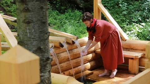 Cooking in the fireplace Stock Footage 113392031