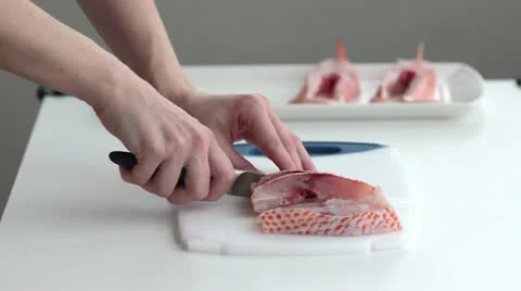 Cooking fish 스톡 동영상 22133698