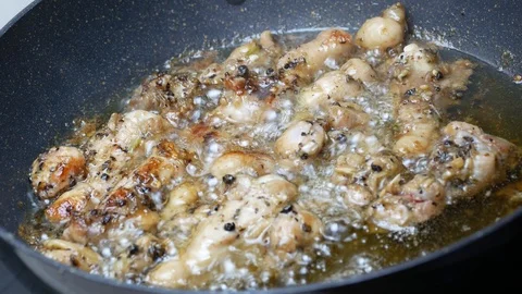 Cooking fried chicken drumstick Stock Footage 89174338