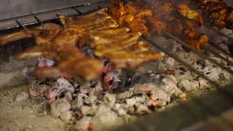 Cooking grill flame 動画素材 136546073