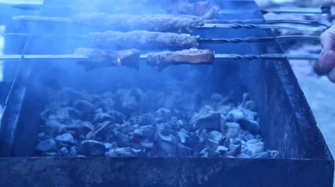 Cooking on the grill Video stock 36209378