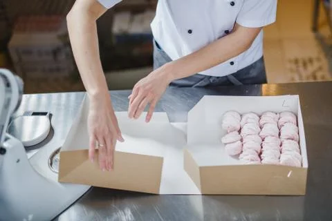 Cooking marshmallows in a professional kitchen Stock Photos