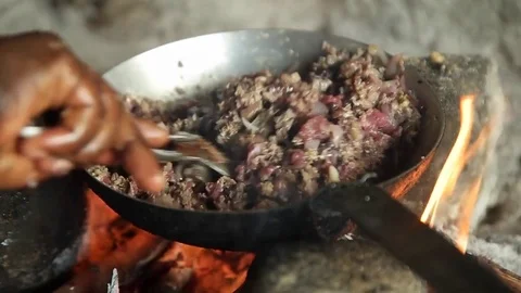 Cooking meat Stockbeeldmateriaal 81206804