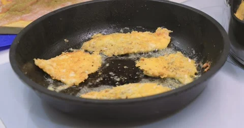 Cooking meat for a frying pan Video stock 144570495