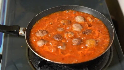Cooking meatballs Stock Footage 86264543