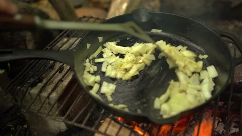 Cooking Onions 動画素材 215937550