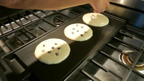 Cooking pancake Stock Footage 212736237