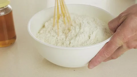 Cooking pancakes - step by step 動画素材 147171663