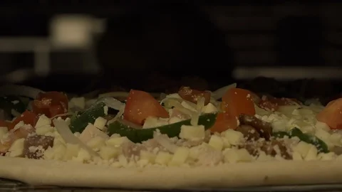 Cooking pizza Vídeo Stock 126914857