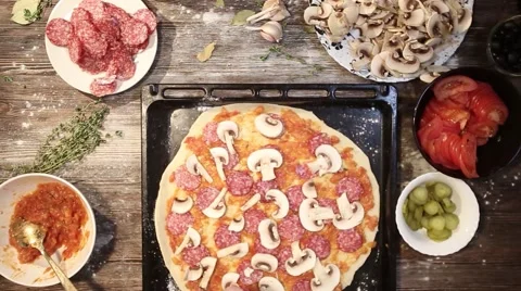 Cooking pizza timelapse Stock Footage 58418505