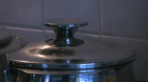 Cooking pot Видео 330237
