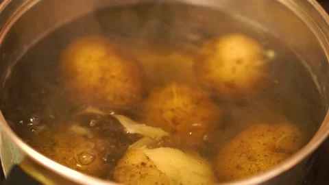 Cooking potatoes Stock-Footage 103133071