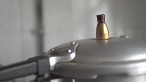 Cooking in a pressure cooker Stock Footage 170422199