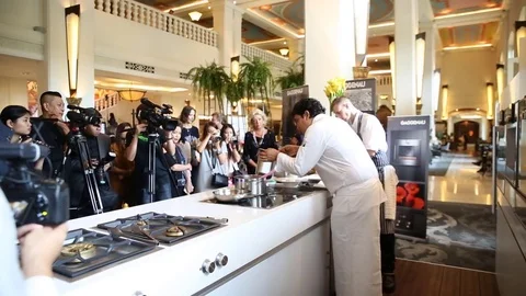 Cooking show chef media Stock Footage