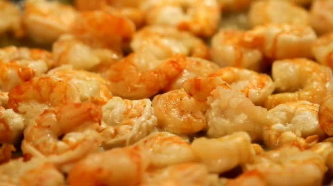 Cooking shrimps Stock Footage 623813