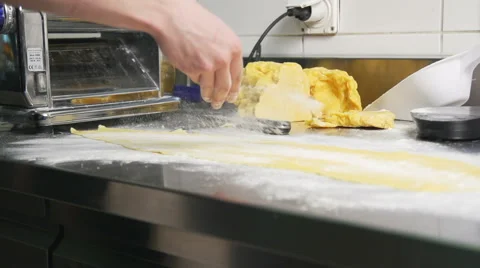 Cooking slowmotion in a restaurant 库存影片 66289972