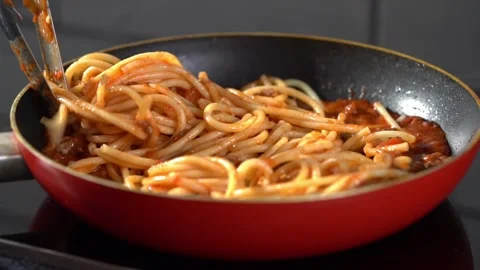 Cooking spaghetti Stock Footage 319640995