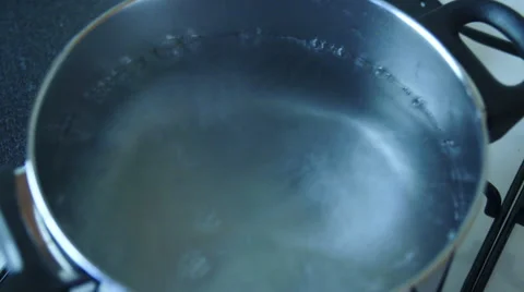 Cooking spaghetti time lapse Stock Footage 57639014