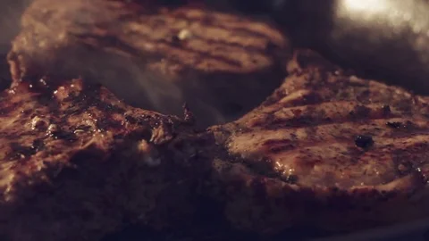 Cooking Steaks Stockbeeldmateriaal 79507687