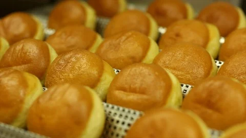 Cooking sweet donuts Stock Footage 105080481