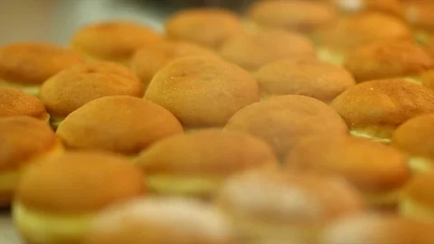 Cooking sweet donuts Stock Footage 105081772