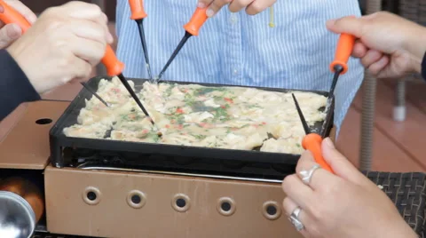 Cooking Takoyaki 스톡 동영상 63032063