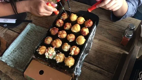 Cooking Takoyaki 스톡 동영상 78658695