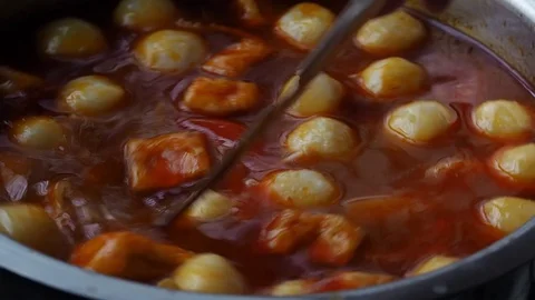Cooking Tomyam Stock Footage 129749590