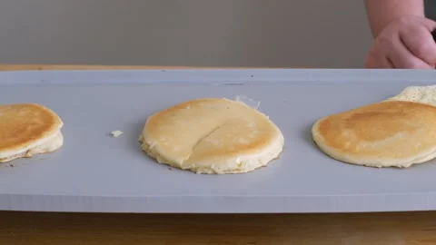 Cooking ugly pancakes. Видео 138338792