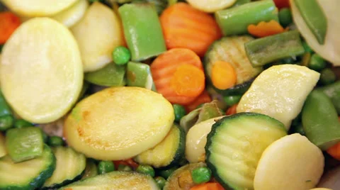 Cooking vegetables Stock Footage 37528046