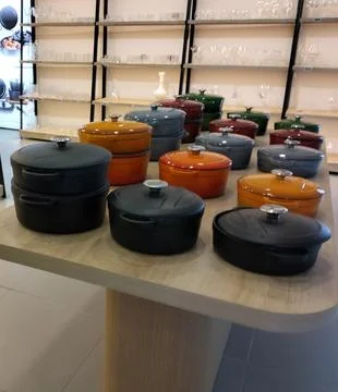 Cookware and dinner set Foto stock