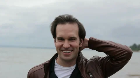 Cool Guy Goes on Camera Vidéo 53826453