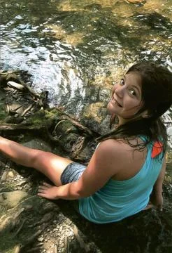Cooling Off by the Stream Foto stock