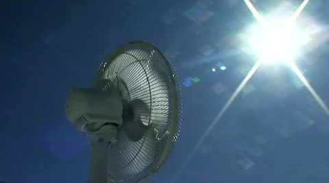 Cooling the sun 2 Stock-Footage 565386