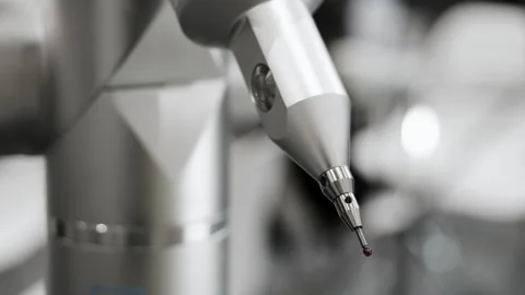 Coordinate measuring machine probe for precision industrial quality control. 스톡 동영상 347788588