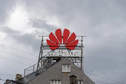  Copenhagen, Denmark - 17 July 2023: Huawei logo on the roof of a house **... Stock Photos